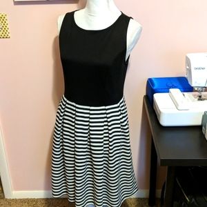 Black and White Sleeveless Dress